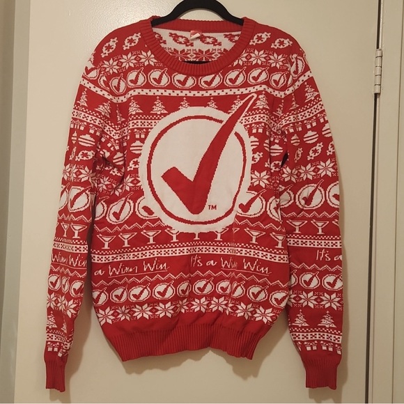 Sweaters - Unisex Winn Dixie Ugly Holiday
Sweater sz small
